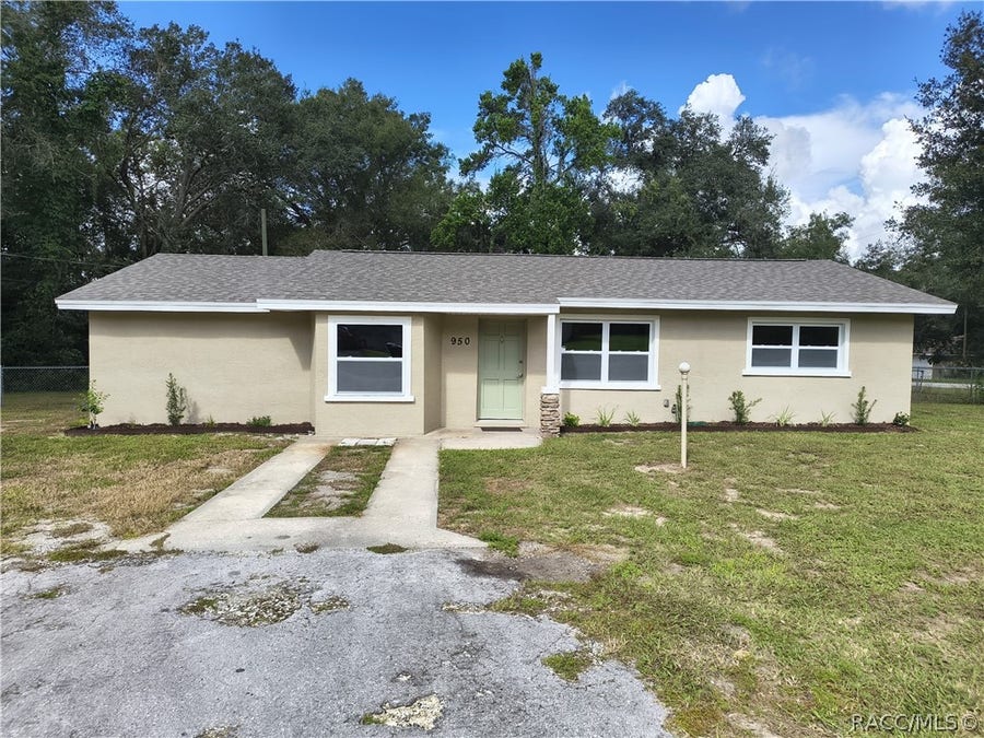 Property photo for 950 S Yellowwood Terrace, Lecanto, FL