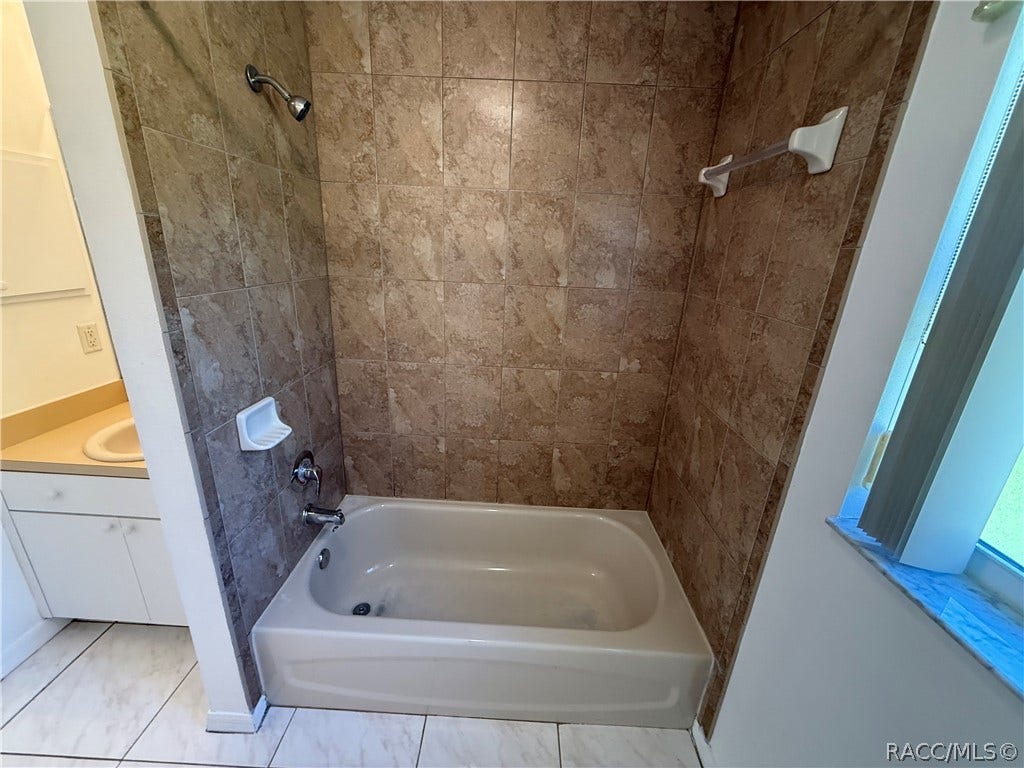 6001 N Buckland Drive, Citrus Springs, FL 34434 6001 N Buckland Drive, Citrus Springs, FL 34434