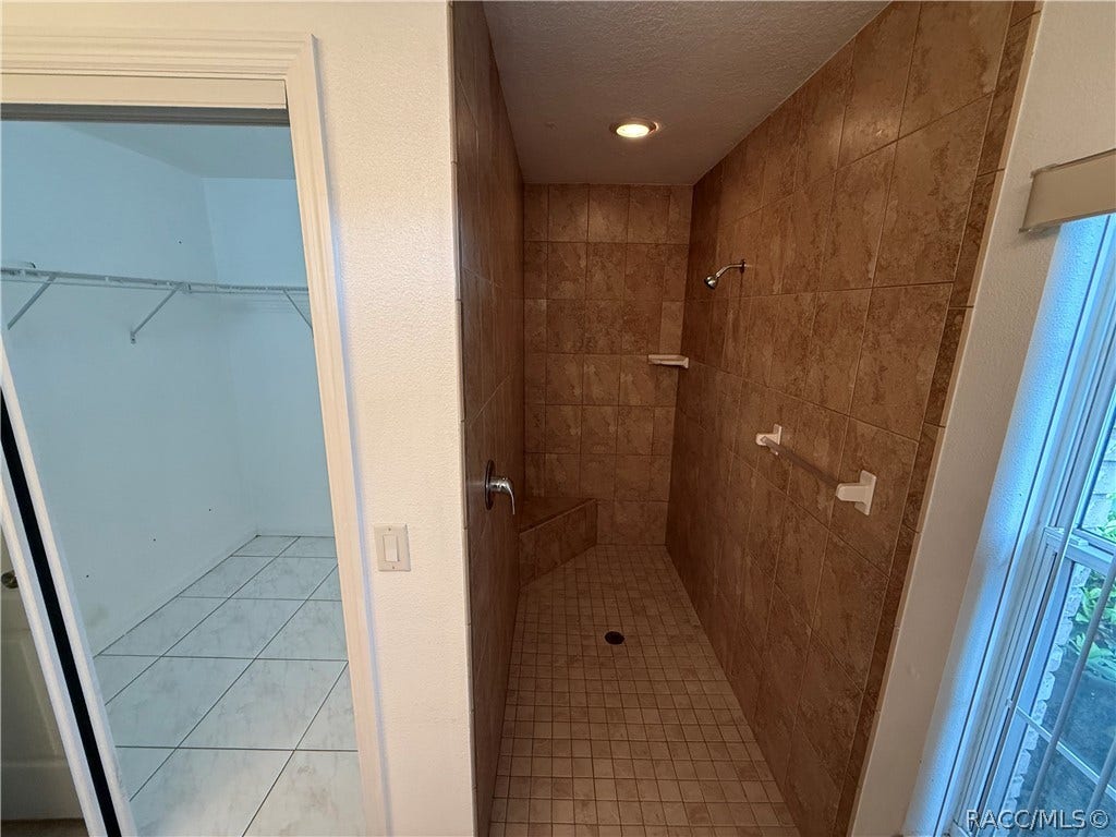 6001 N Buckland Drive, Citrus Springs, FL 34434 6001 N Buckland Drive, Citrus Springs, FL 34434