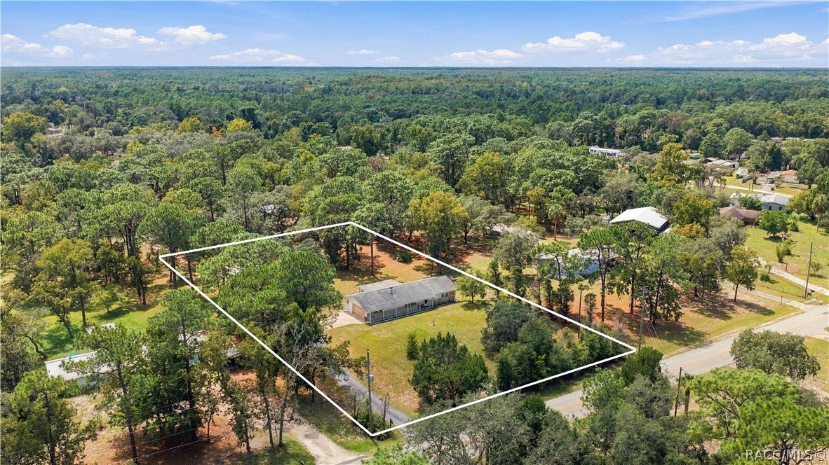 7518 W Green Acres Street, Homosassa, FL 34446 7518 W Green Acres Street, Homosassa, FL 34446