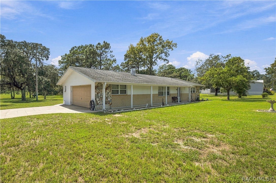 7518 W Green Acres Street, Homosassa, FL 34446 7518 W Green Acres Street, Homosassa, FL 34446