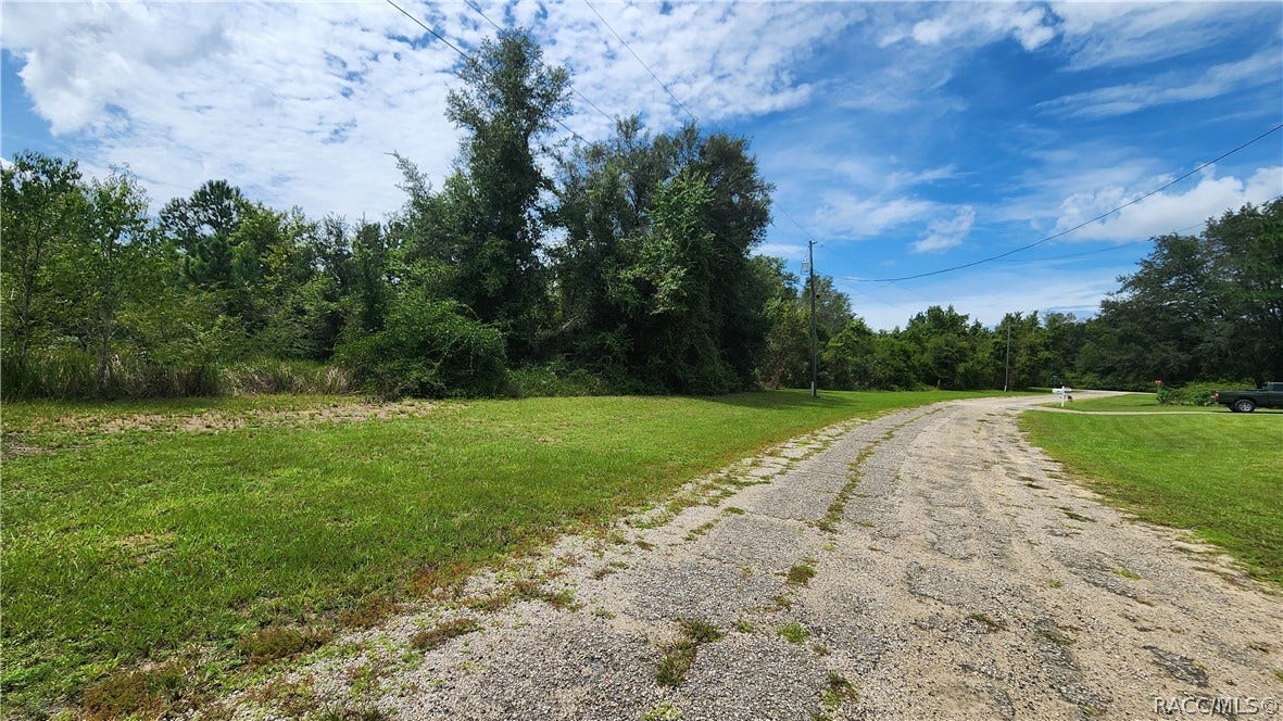 608 E Irene Lane, Citrus Springs, FL 34434