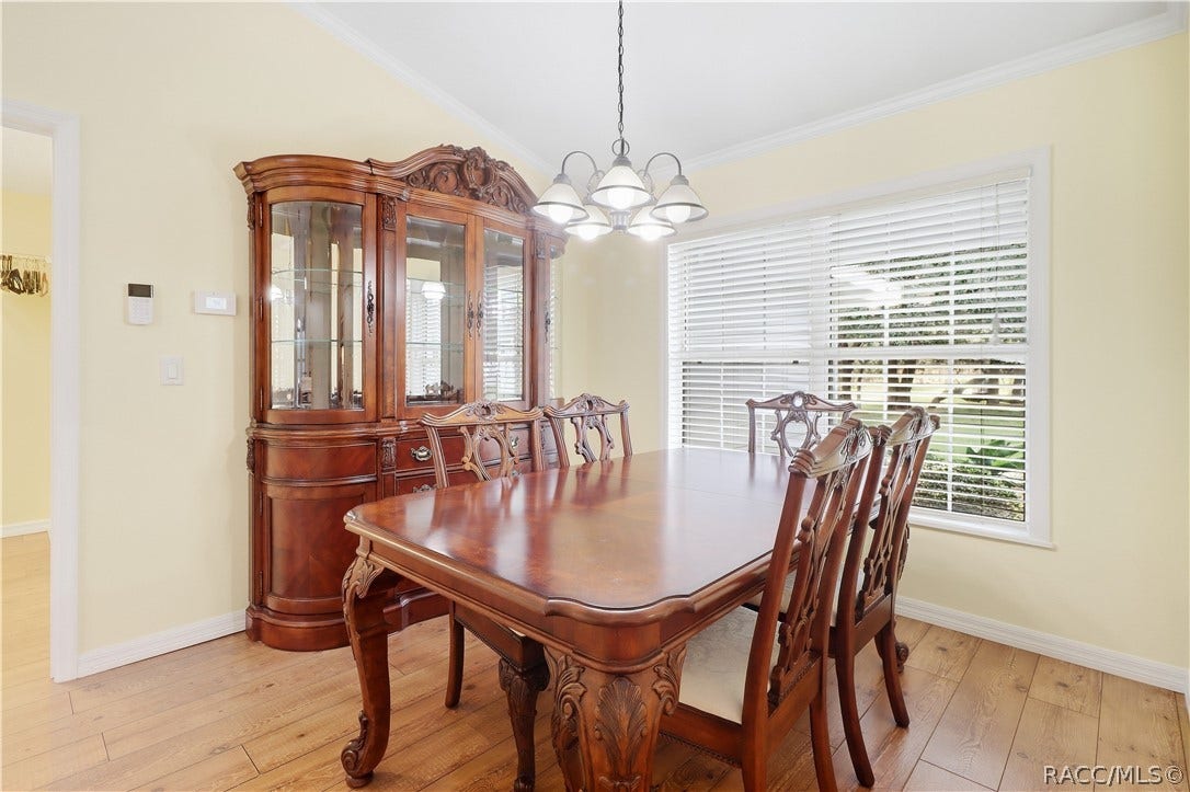 2593 S Columbine Avenue, Homosassa, FL 34448 Dining Room-Bright & Light