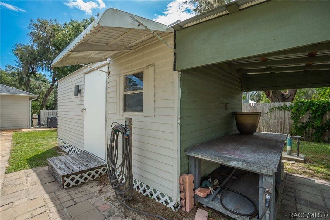7739 E Pocono Drive, Inverness, FL 34450