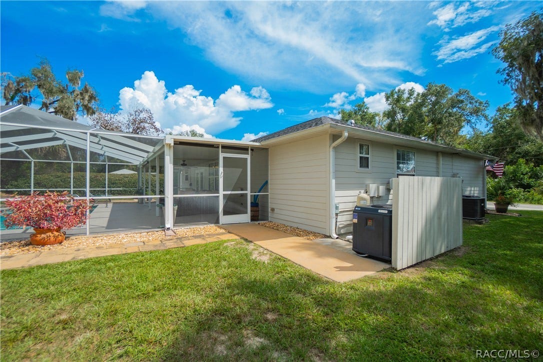 7739 E Pocono Drive, Inverness, FL 34450