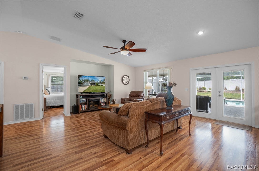 7739 E Pocono Drive, Inverness, FL 34450