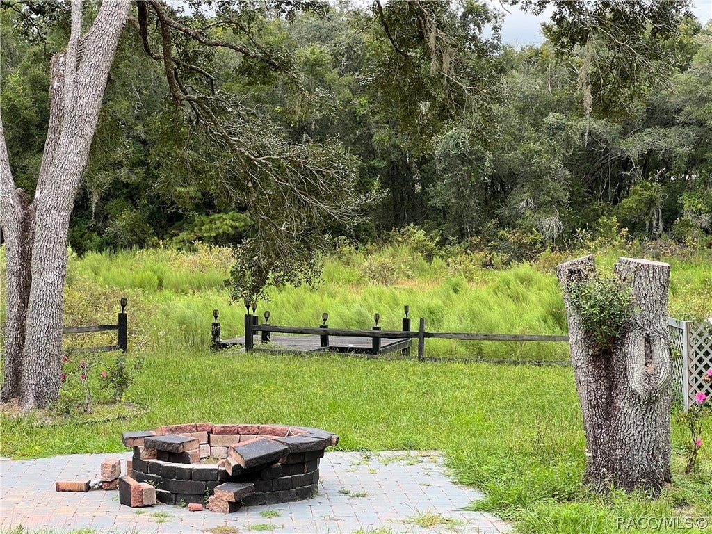 6508 N Iris Drive, Hernando, FL 34442 6508 N Iris Drive, Hernando, FL 34442
