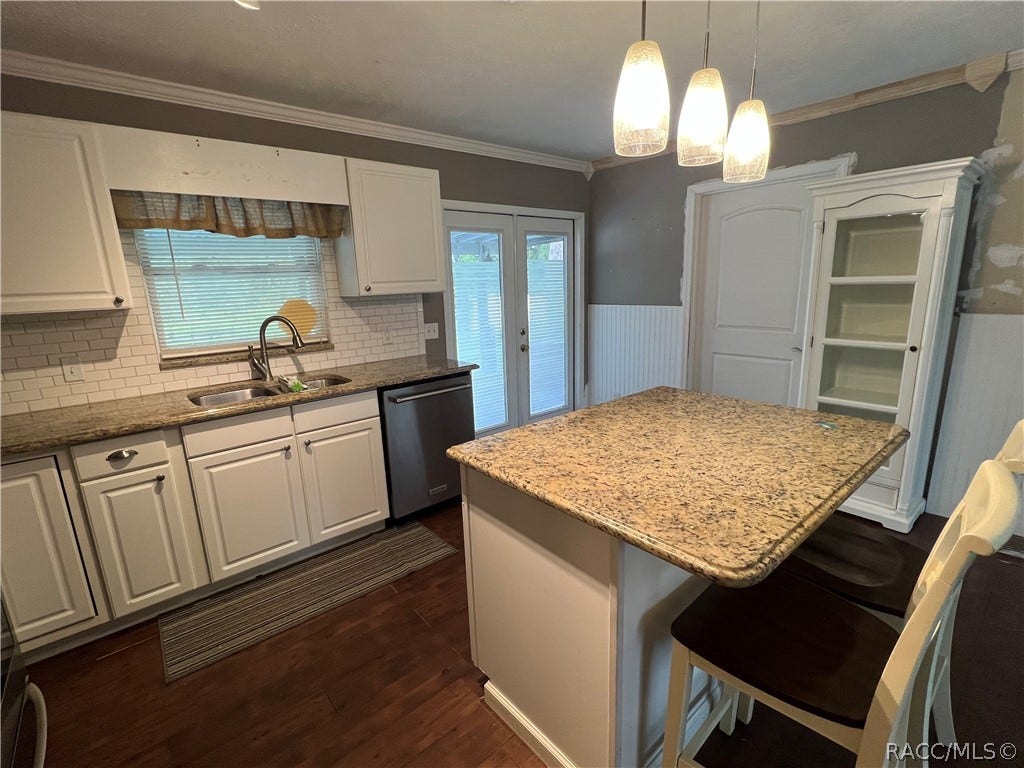 6508 N Iris Drive, Hernando, FL 34442 6508 N Iris Drive, Hernando, FL 34442