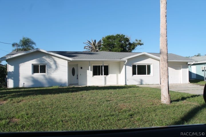 Property photo for 11725 W Bayshore Drive, Crystal River, FL