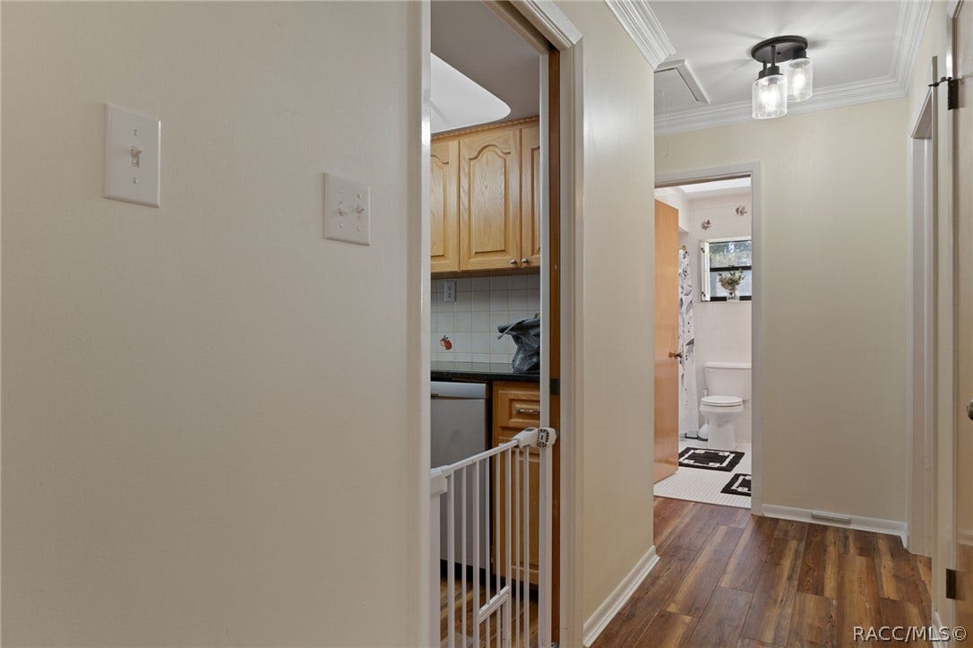 2585 S Zellner Drive, Inverness, FL 34450 2585 S Zellner Drive, Inverness, FL 34450