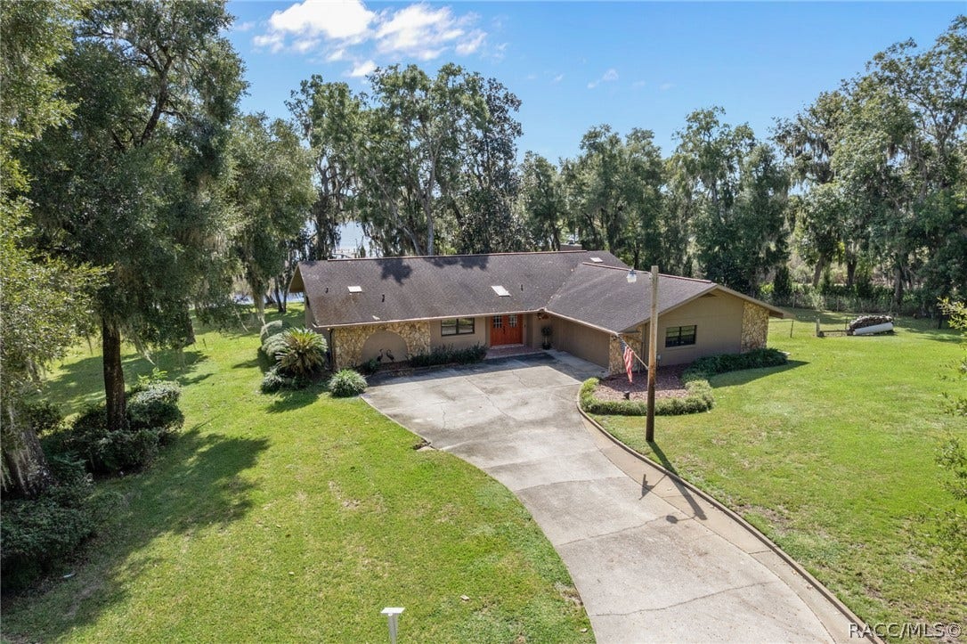 2585 S Zellner Drive, Inverness, FL 34450 2585 S Zellner Drive, Inverness, FL 34450