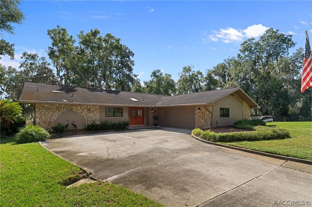 2585 S Zellner Drive, Inverness, FL 34450 2585 S Zellner Drive, Inverness, FL 34450