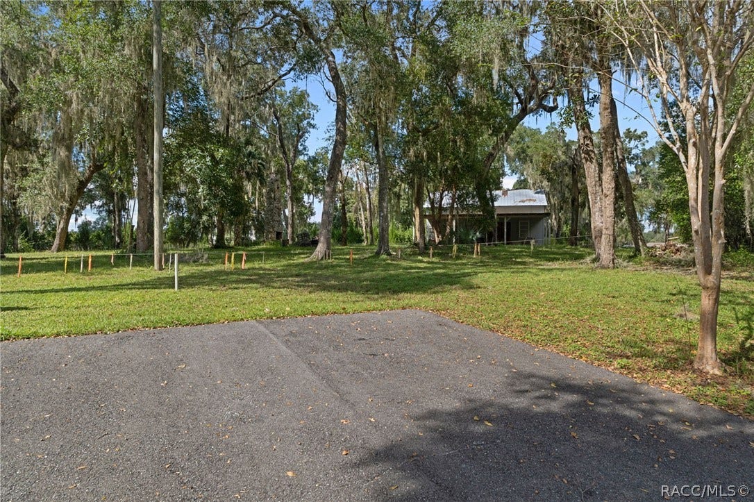 2585 S Zellner Drive, Inverness, FL 34450 2585 S Zellner Drive, Inverness, FL 34450