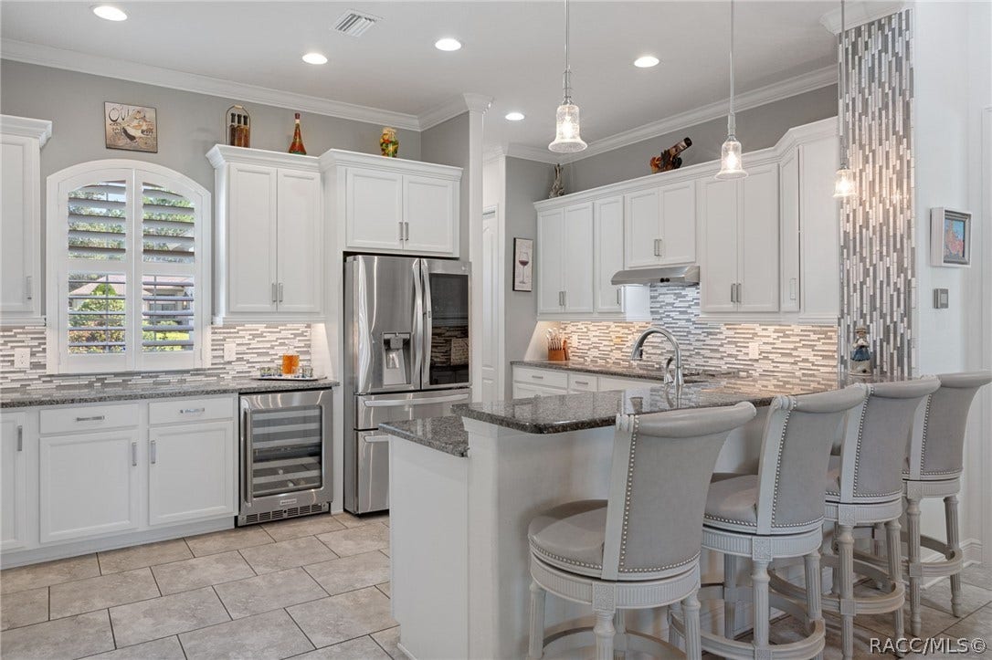 224 S Paladinn Circle, Inverness, FL 34453 224 S Paladinn Circle, Inverness, FL 34453