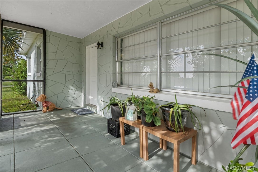 106 S Lucille Street, Beverly Hills, FL 34465