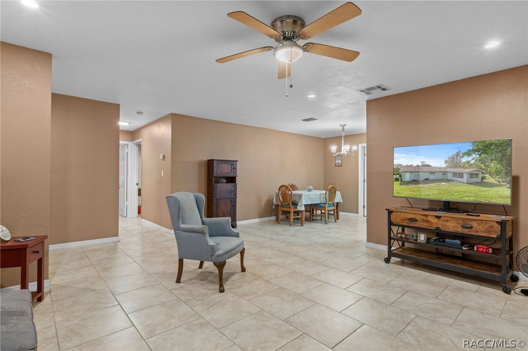 106 S Lucille Street, Beverly Hills, FL 34465