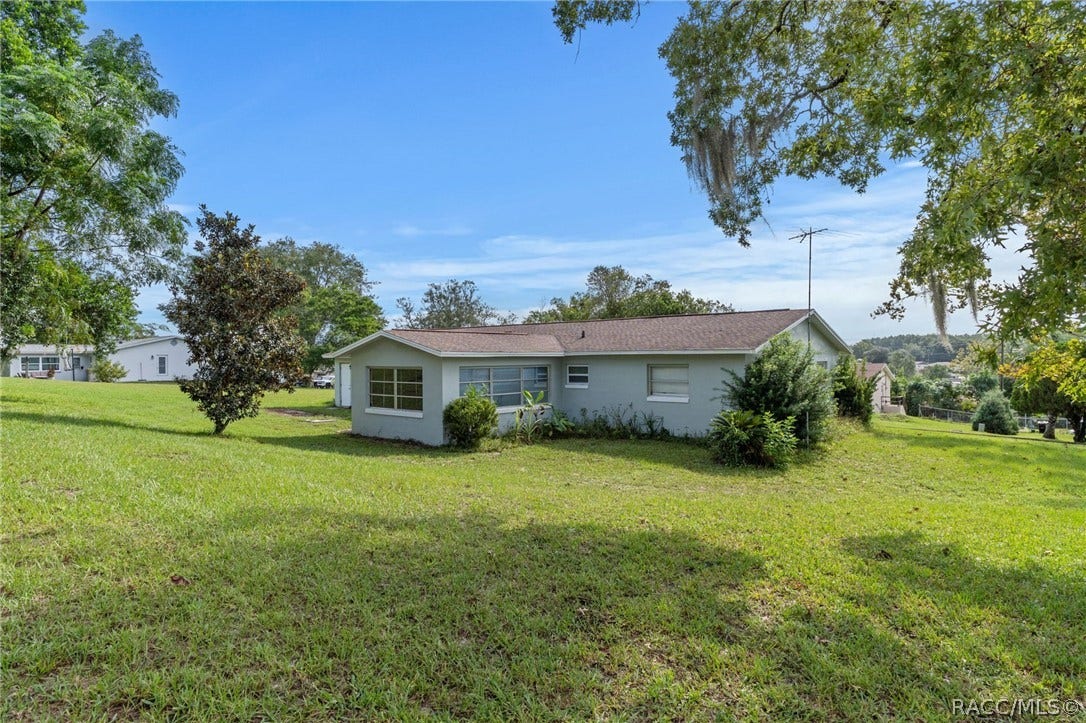 106 S Lucille Street, Beverly Hills, FL 34465