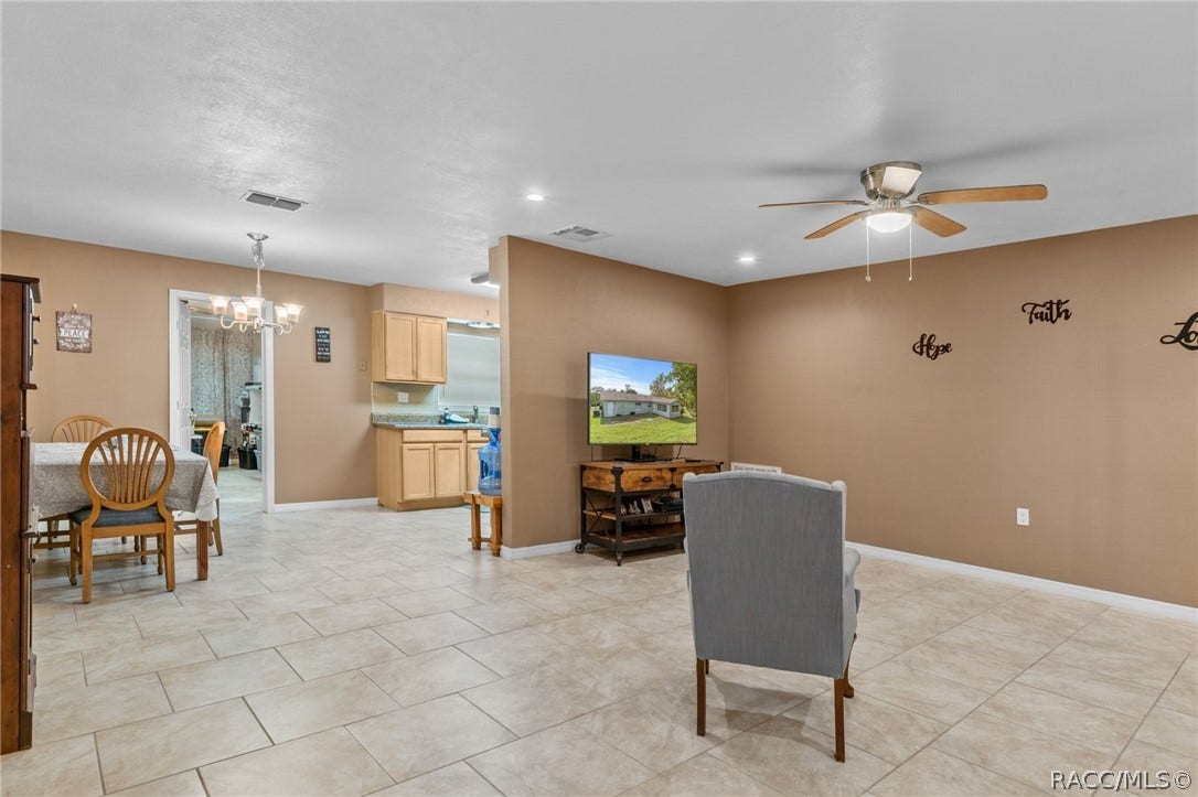 106 S Lucille Street, Beverly Hills, FL 34465