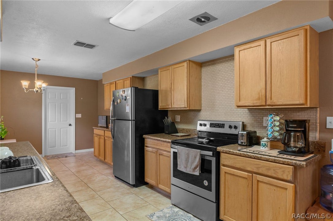 106 S Lucille Street, Beverly Hills, FL 34465