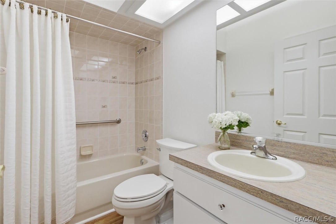 3694 S Belgrave Drive, Inverness, FL 34452 Main Bath