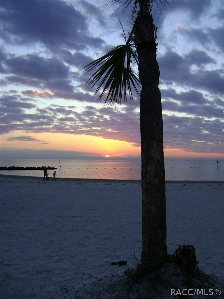 FL is calling your name.... Pick UP the Phone!!!