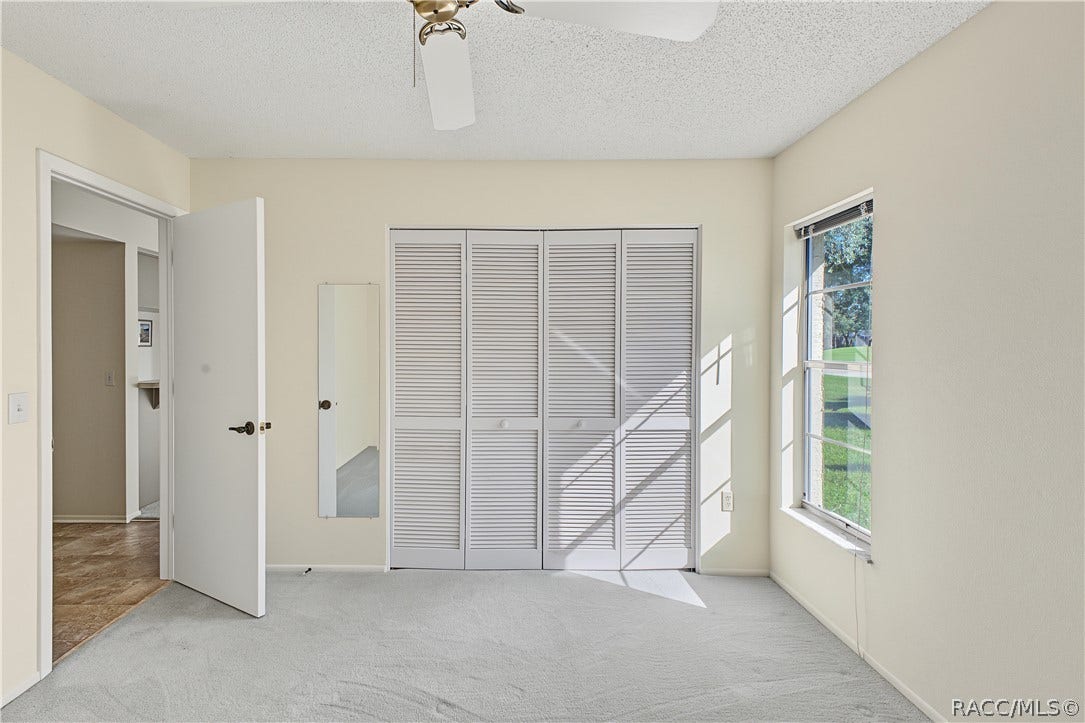 7103 Crown Oaks Drive, Spring Hill, FL 34606