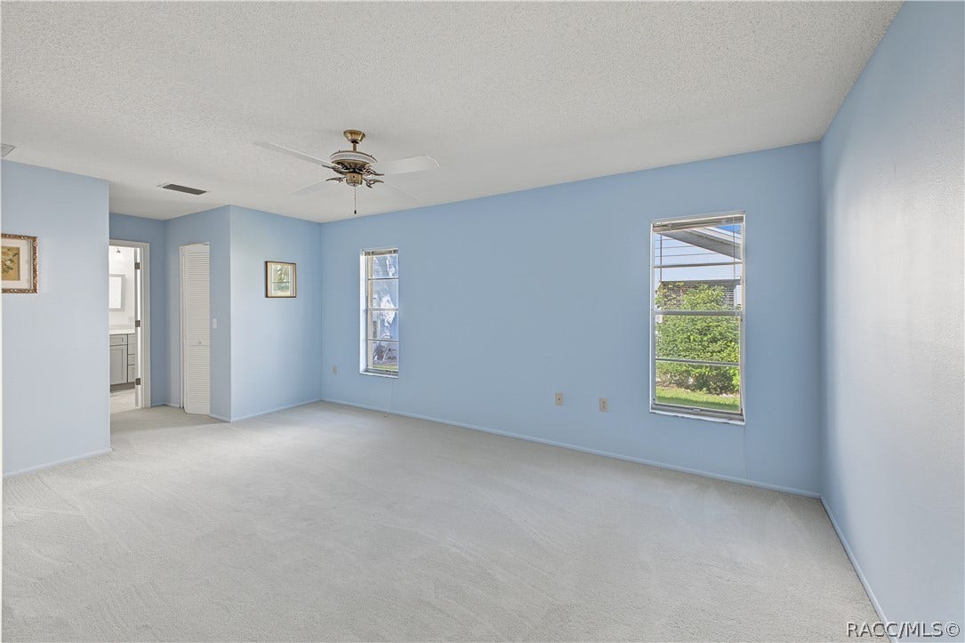 7103 Crown Oaks Drive, Spring Hill, FL 34606