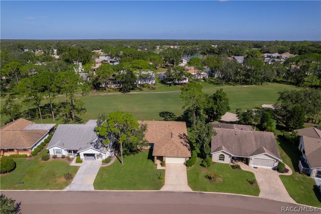 7103 Crown Oaks Drive, Spring Hill, FL 34606