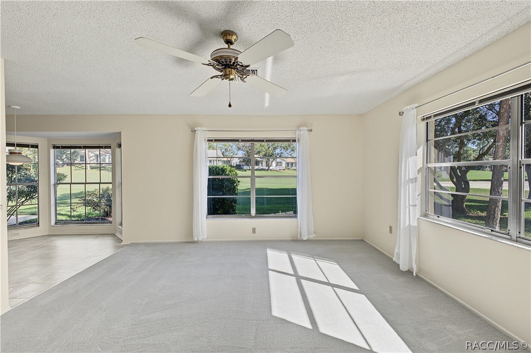 7103 Crown Oaks Drive, Spring Hill, FL 34606