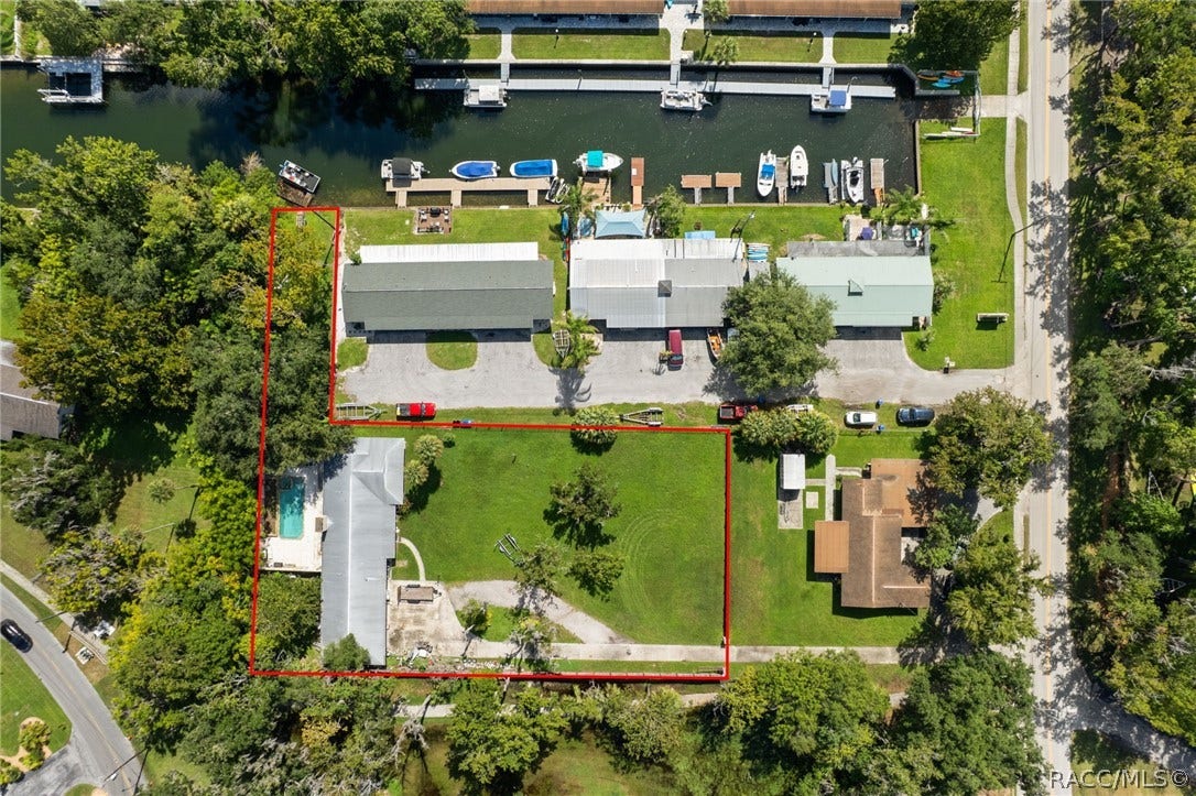 149 & 151 SE Paradise Point Road, Crystal River, FL 34429 149 & 151 SE Paradise Point Road, Crystal River, FL 34429