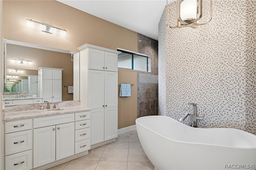 1469 W Whisperwood Drive, Hernando, FL 34442 1469 W Whisperwood Drive, Hernando, FL 34442