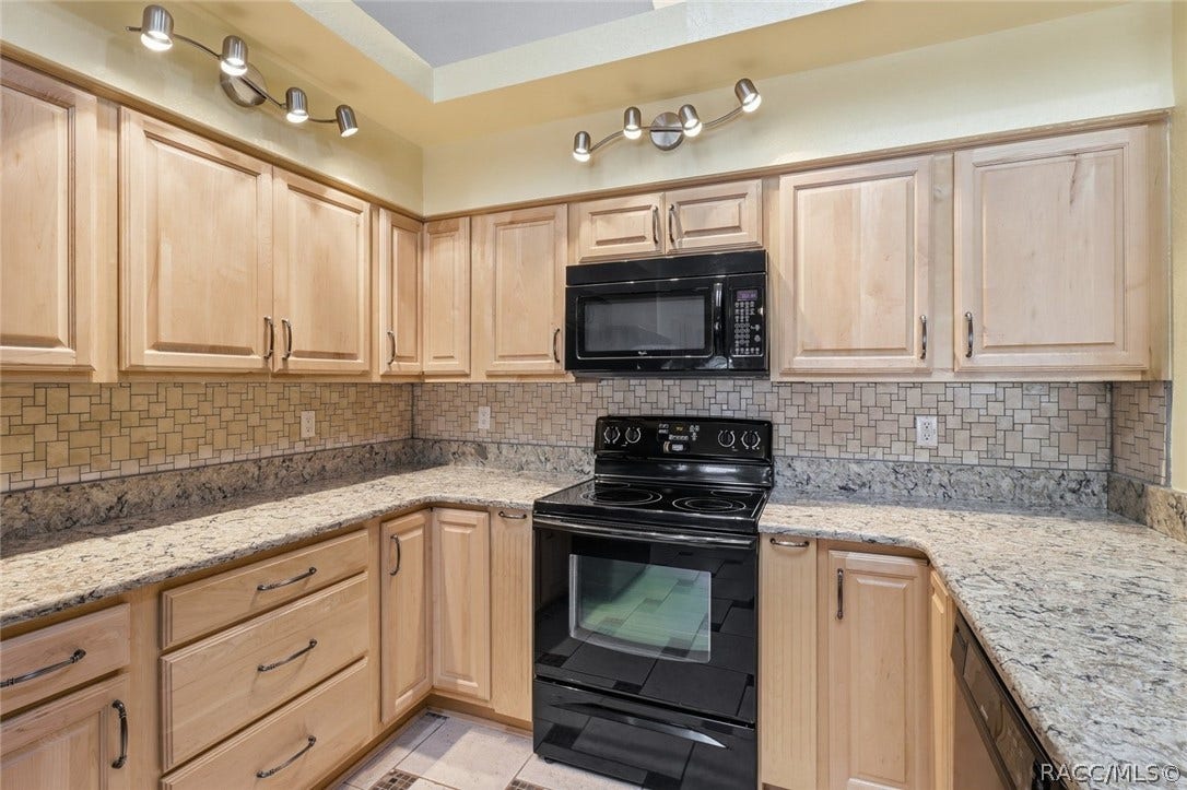 8090 N Golfview Drive, Citrus Springs, FL 34434 8090 N Golfview Drive, Citrus Springs, FL 34434