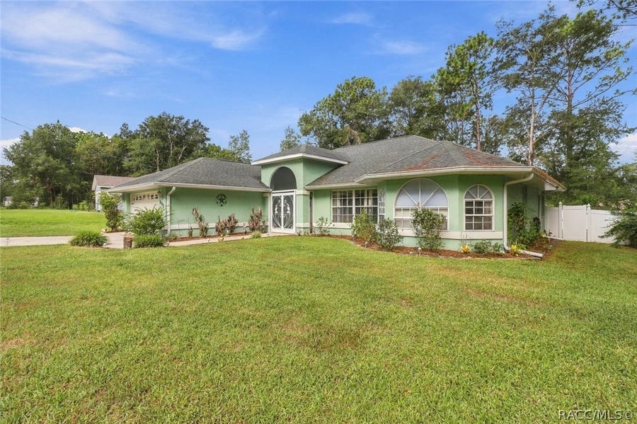 Property photo for 8090 N Golfview Drive, Citrus Springs, FL