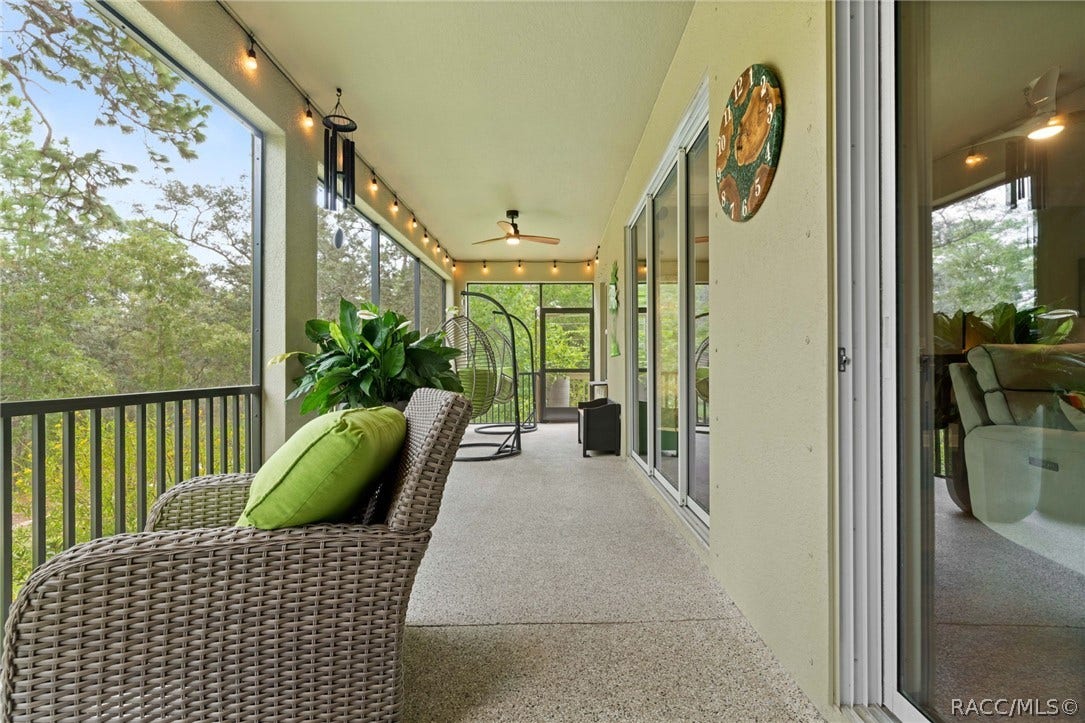 35' Screened Lanai with epoxy flooring
