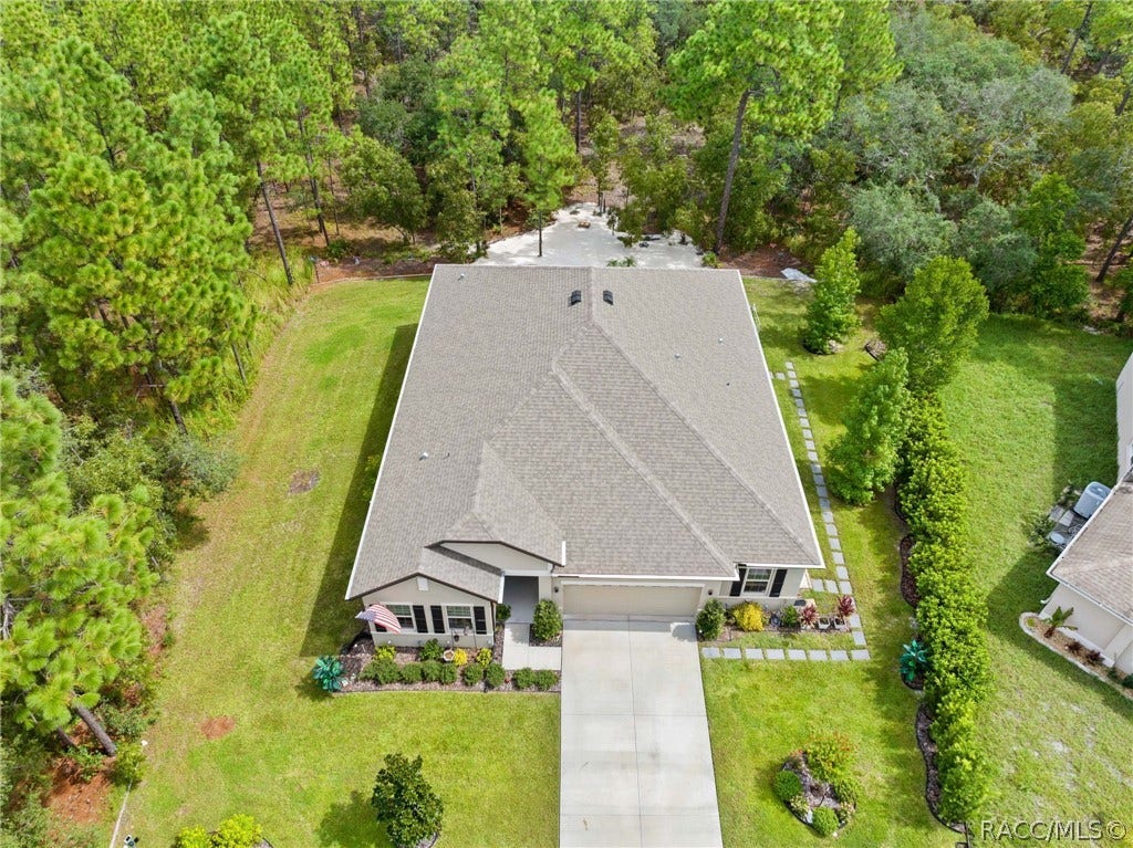 16 Elder Court E, Homosassa, FL 34446