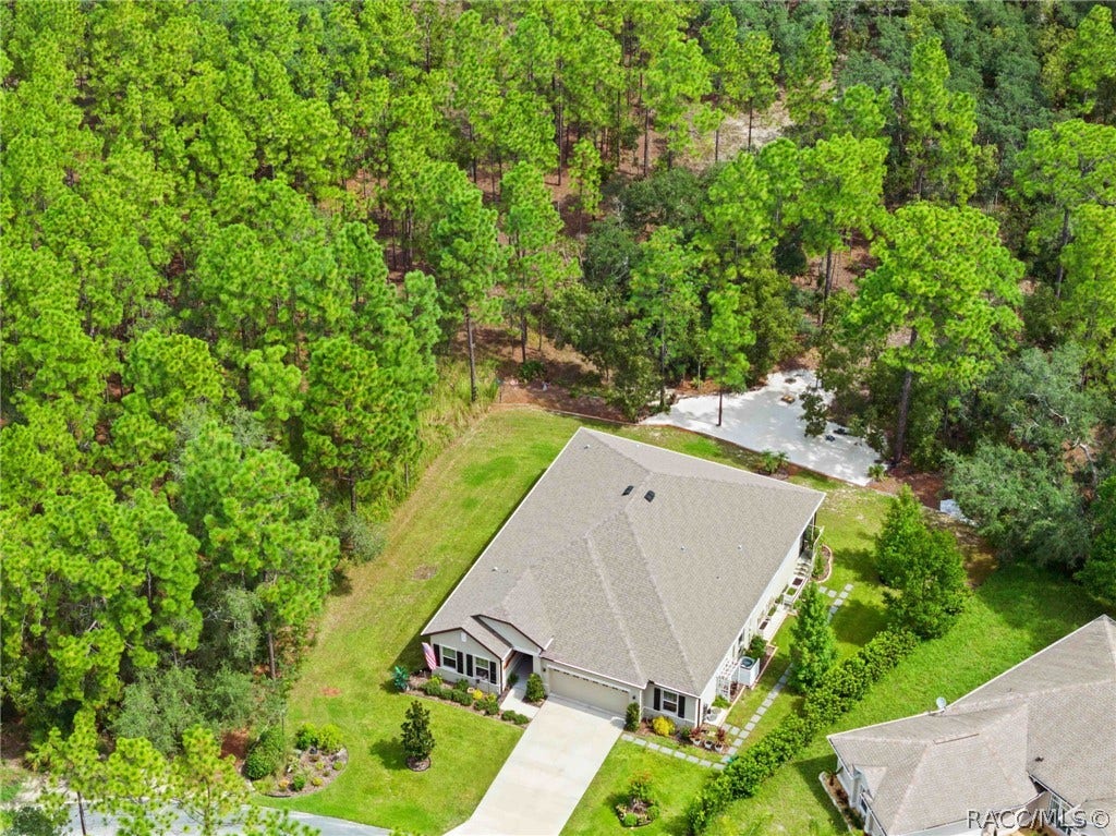 16 Elder Court E, Homosassa, FL 34446