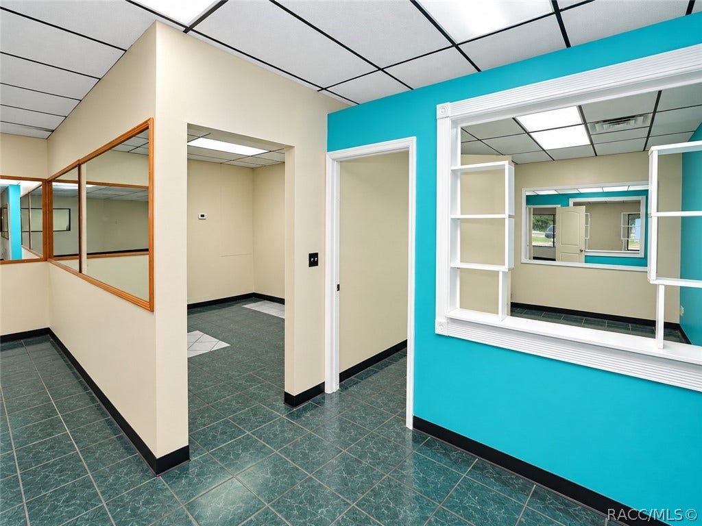 926 N Suncoast Boulevard, Crystal River, FL 34429 926 N Suncoast Boulevard, Crystal River, FL 34429