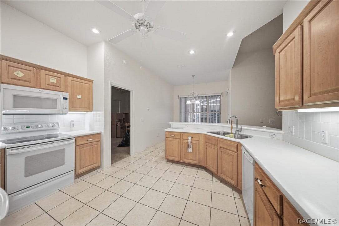 19044 SW 93rd Loop, Dunnellon, FL 34432 19044 SW 93rd Loop, Dunnellon, FL 34432