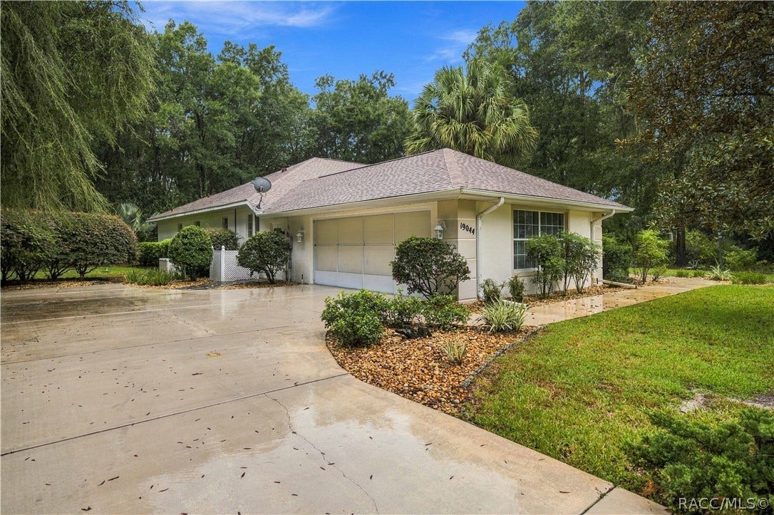 19044 SW 93rd Loop, Dunnellon, FL 34432 19044 SW 93rd Loop, Dunnellon, FL 34432