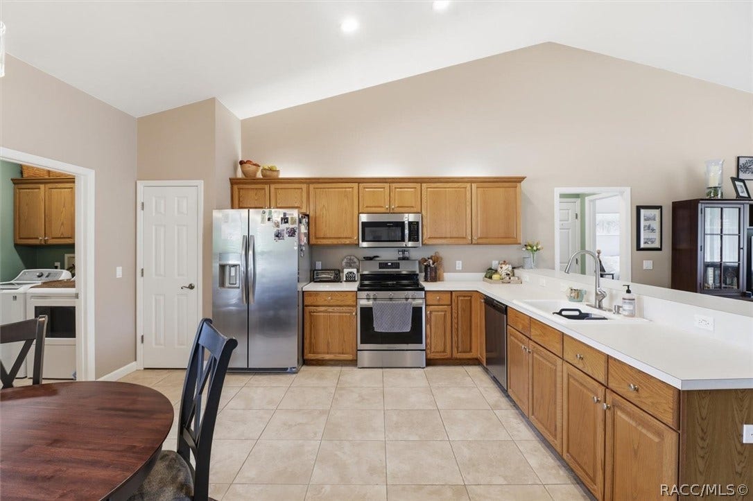 3390 N Bent Tree Point, Lecanto, FL 34461 3390 N Bent Tree Point, Lecanto, FL 34461