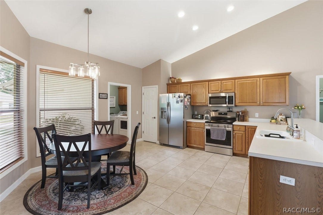 3390 N Bent Tree Point, Lecanto, FL 34461 3390 N Bent Tree Point, Lecanto, FL 34461