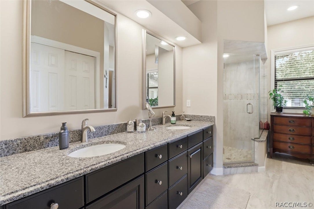 3390 N Bent Tree Point, Lecanto, FL 34461 3390 N Bent Tree Point, Lecanto, FL 34461