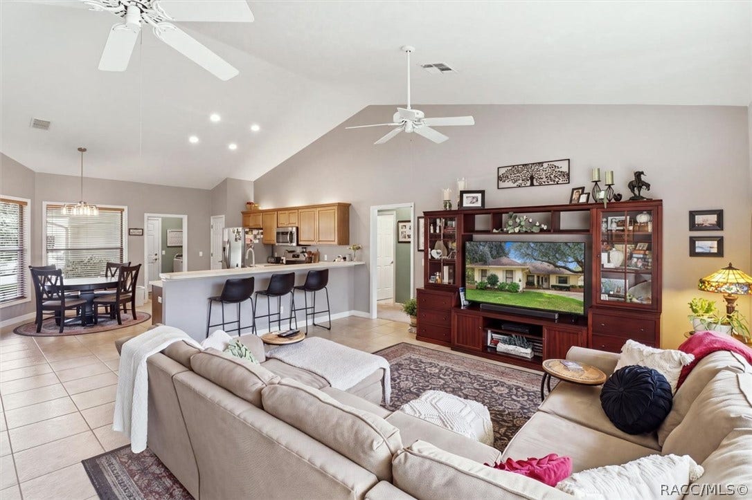 3390 N Bent Tree Point, Lecanto, FL 34461 3390 N Bent Tree Point, Lecanto, FL 34461