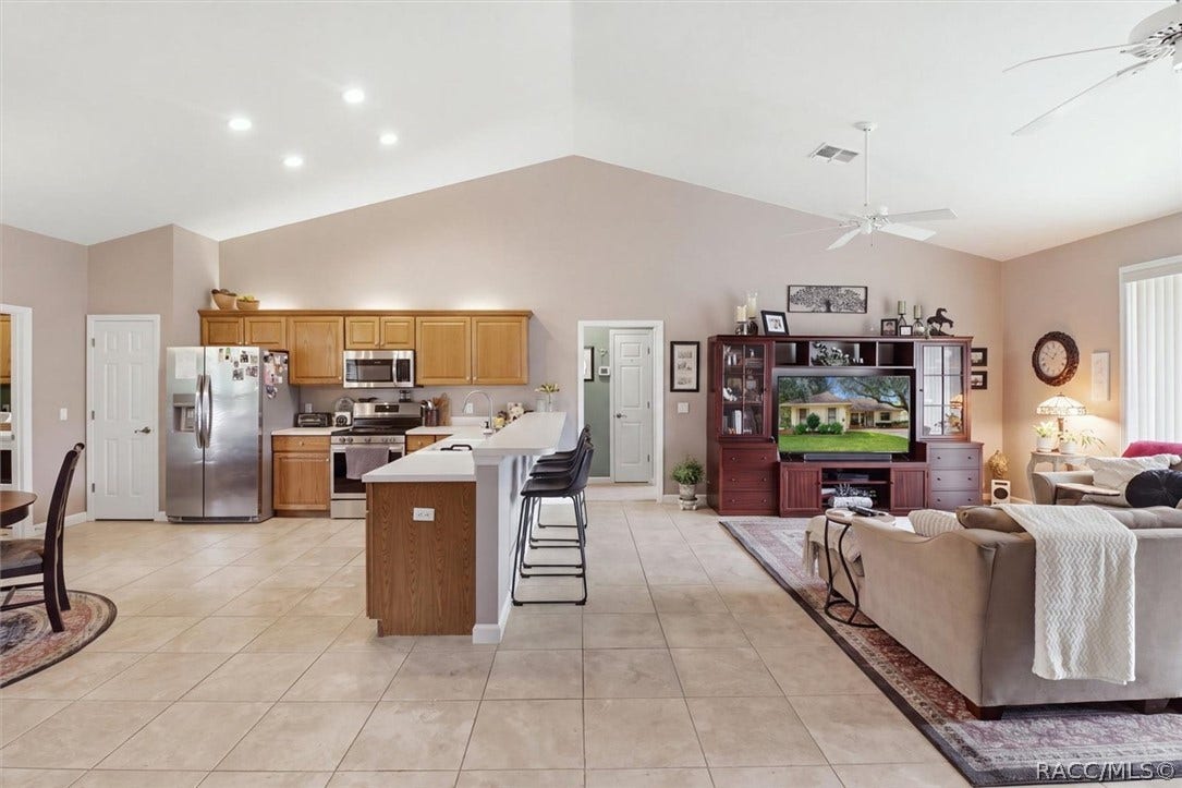 3390 N Bent Tree Point, Lecanto, FL 34461 3390 N Bent Tree Point, Lecanto, FL 34461