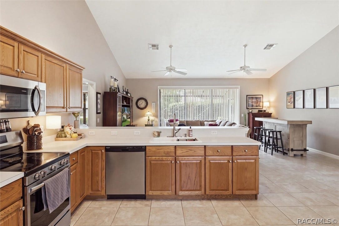 3390 N Bent Tree Point, Lecanto, FL 34461 3390 N Bent Tree Point, Lecanto, FL 34461