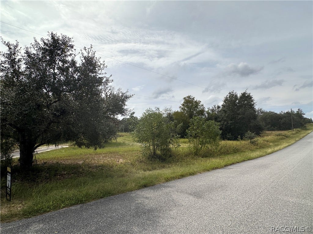 4700 W Oakhill Street, Dunnellon, FL 34433 4700 W Oakhill Street, Dunnellon, FL 34433