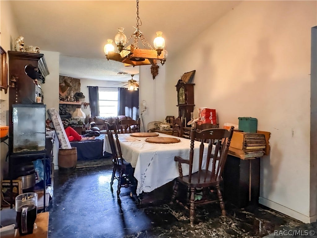 4700 W Oakhill Street, Dunnellon, FL 34433 4700 W Oakhill Street, Dunnellon, FL 34433