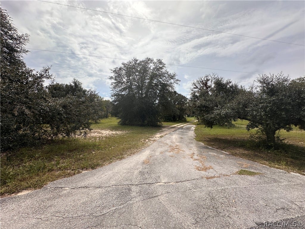 4700 W Oakhill Street, Dunnellon, FL 34433 4700 W Oakhill Street, Dunnellon, FL 34433