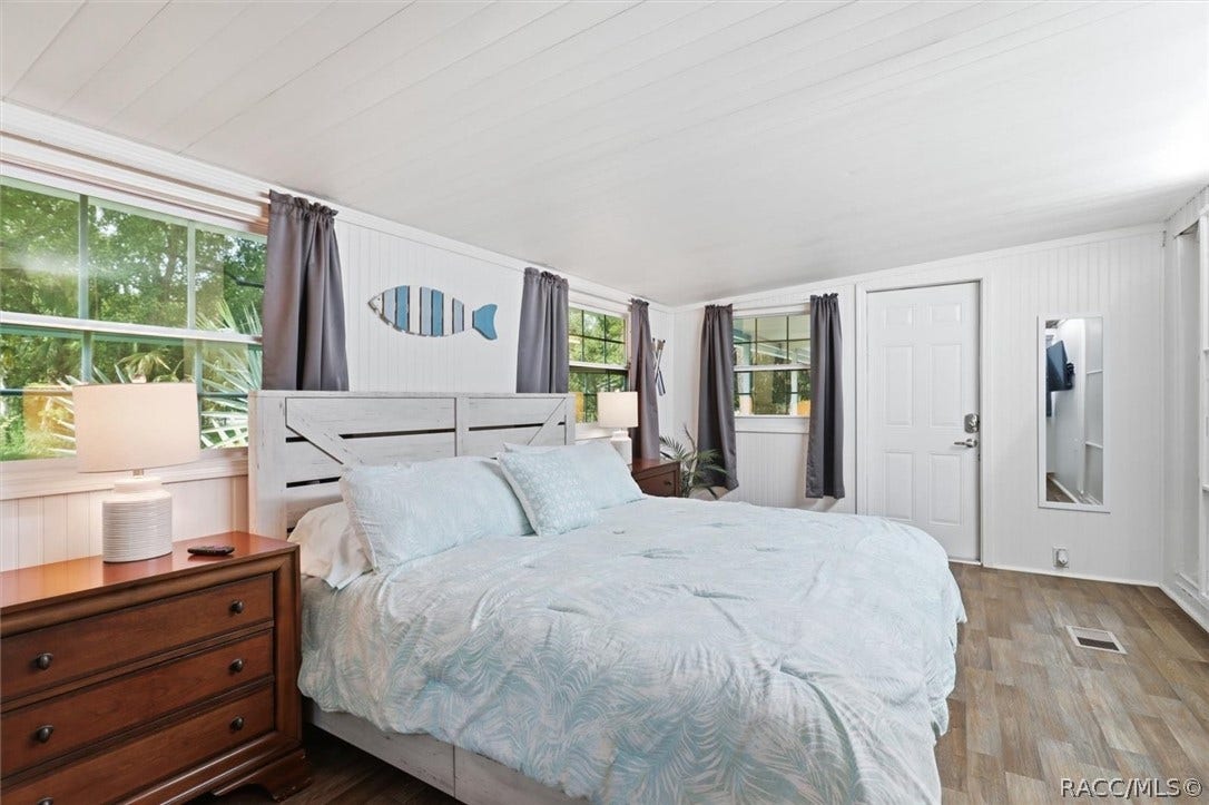 8011 W Fern Place, Homosassa, FL 34448 8011 W Fern Place, Homosassa, FL 34448