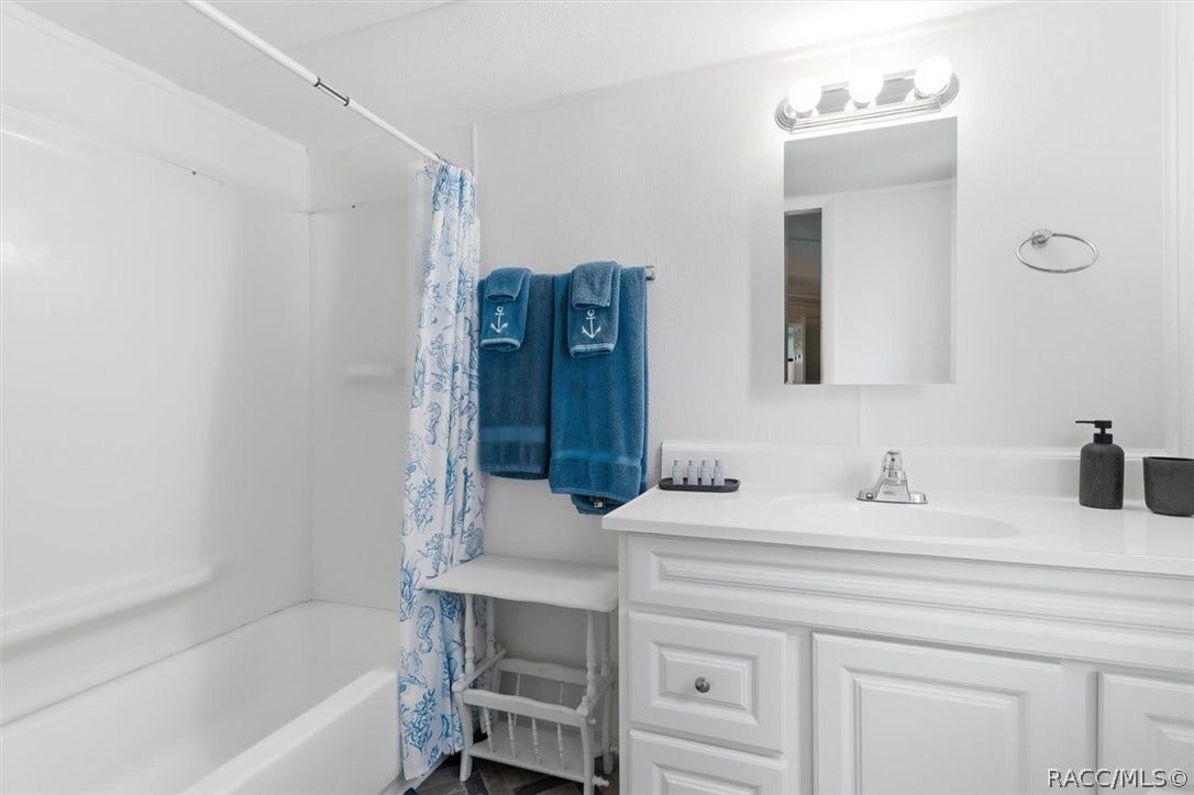 8011 W Fern Place, Homosassa, FL 34448 8011 W Fern Place, Homosassa, FL 34448